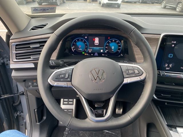 2025 Volkswagen Atlas 2.0T SEL Premium R-Line