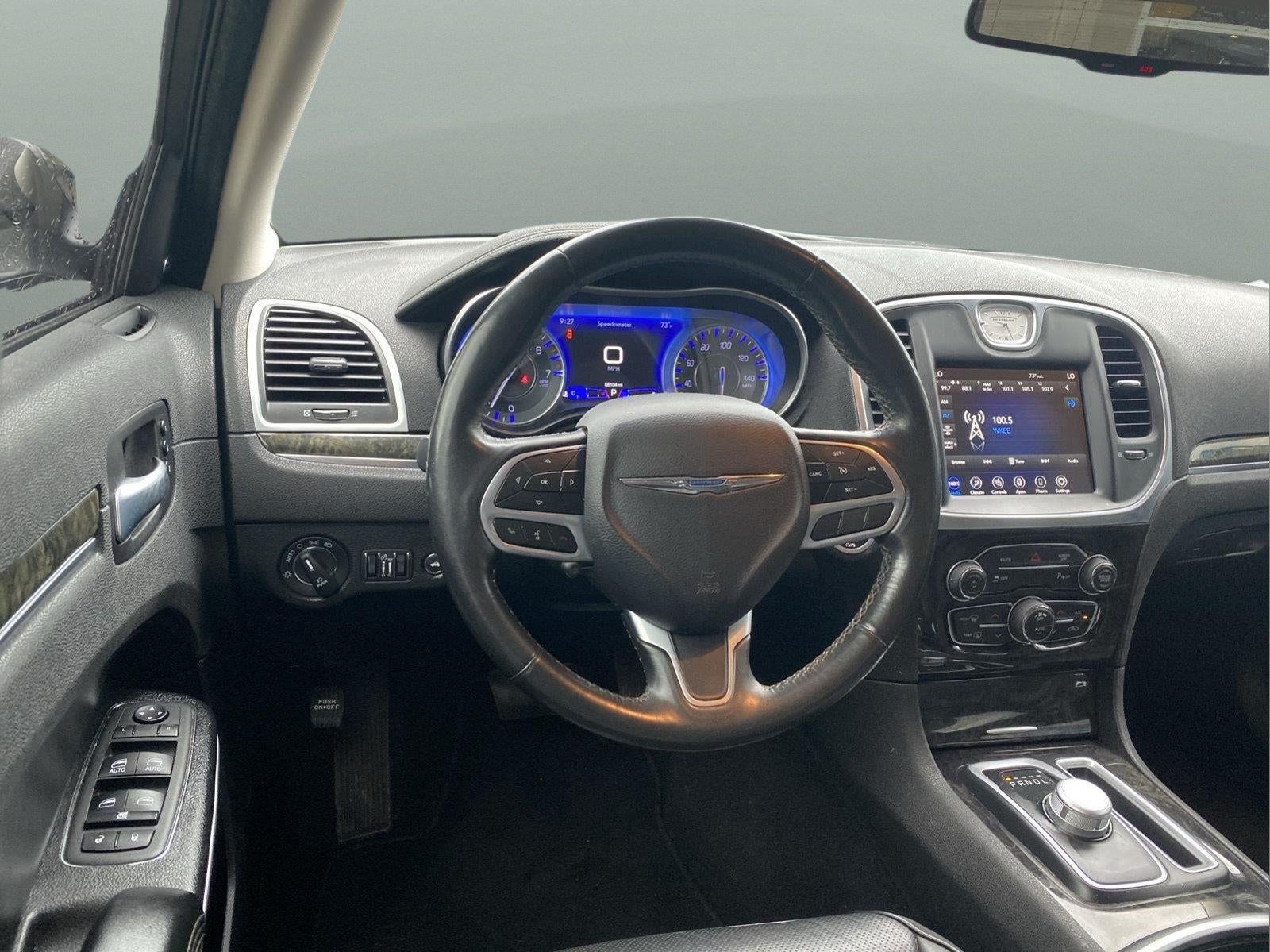 2021 Chrysler 300 Touring L