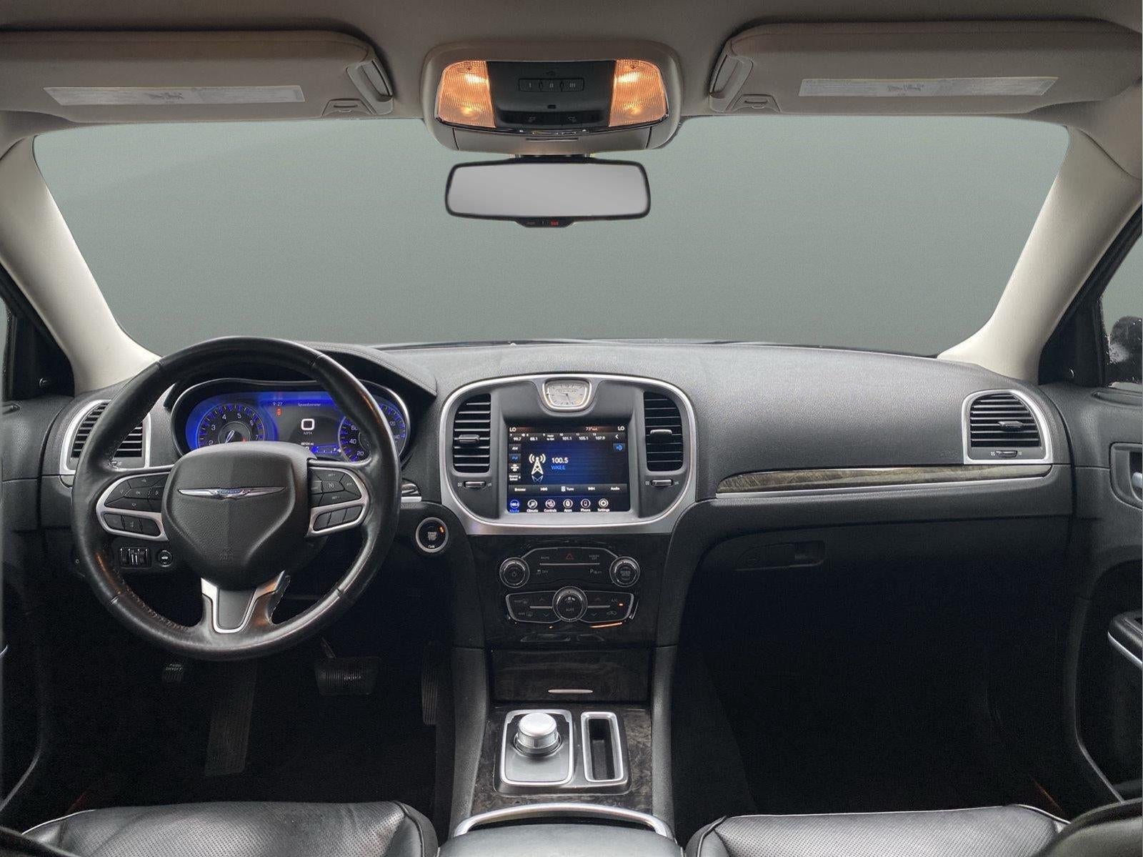 2021 Chrysler 300 Touring L