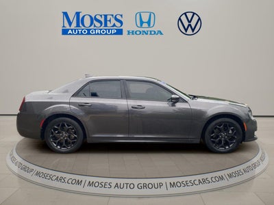 2021 Chrysler 300 Touring L
