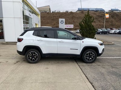 2025 Jeep Compass Trailhawk
