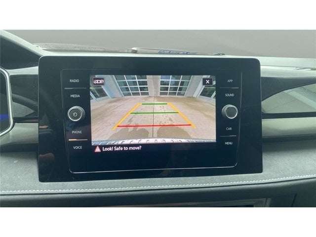 2025 Volkswagen Taos SE Black