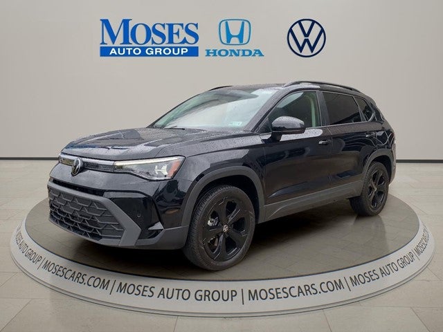 2025 Volkswagen Taos SE Black
