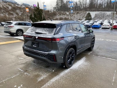 2026 Volkswagen Tiguan 2.0T SE R-Line Black