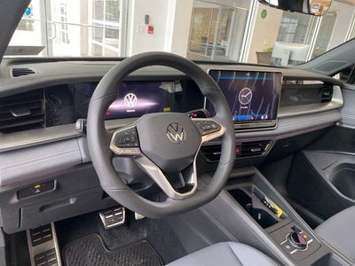 2026 Volkswagen Tiguan 2.0T SE R-Line Black