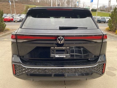 2026 Volkswagen Tiguan 2.0T SE R-Line Black