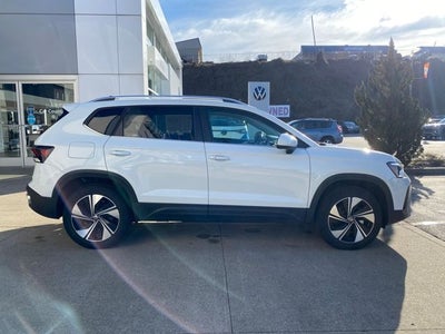2025 Volkswagen Taos 1.5T SE