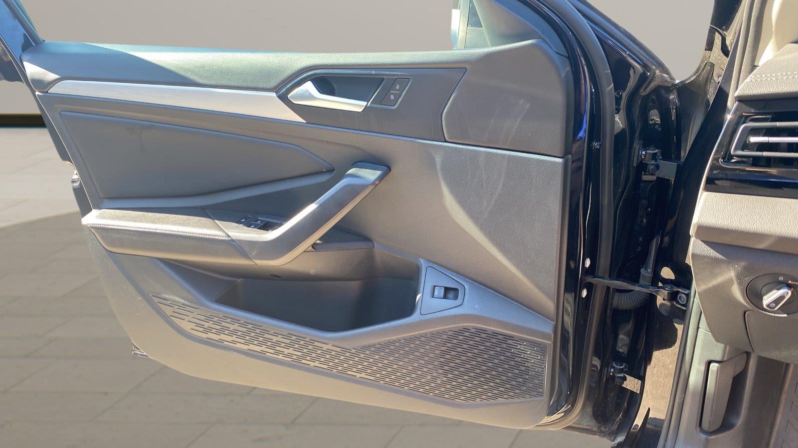 2025 Volkswagen JETTA SEDAN