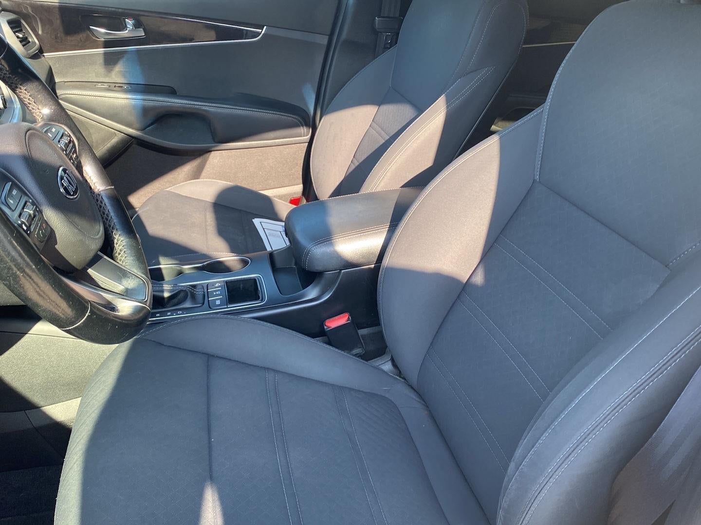 2016 Kia SORENTO Base