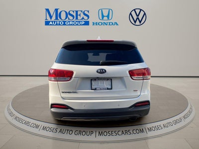 2016 Kia SORENTO Base