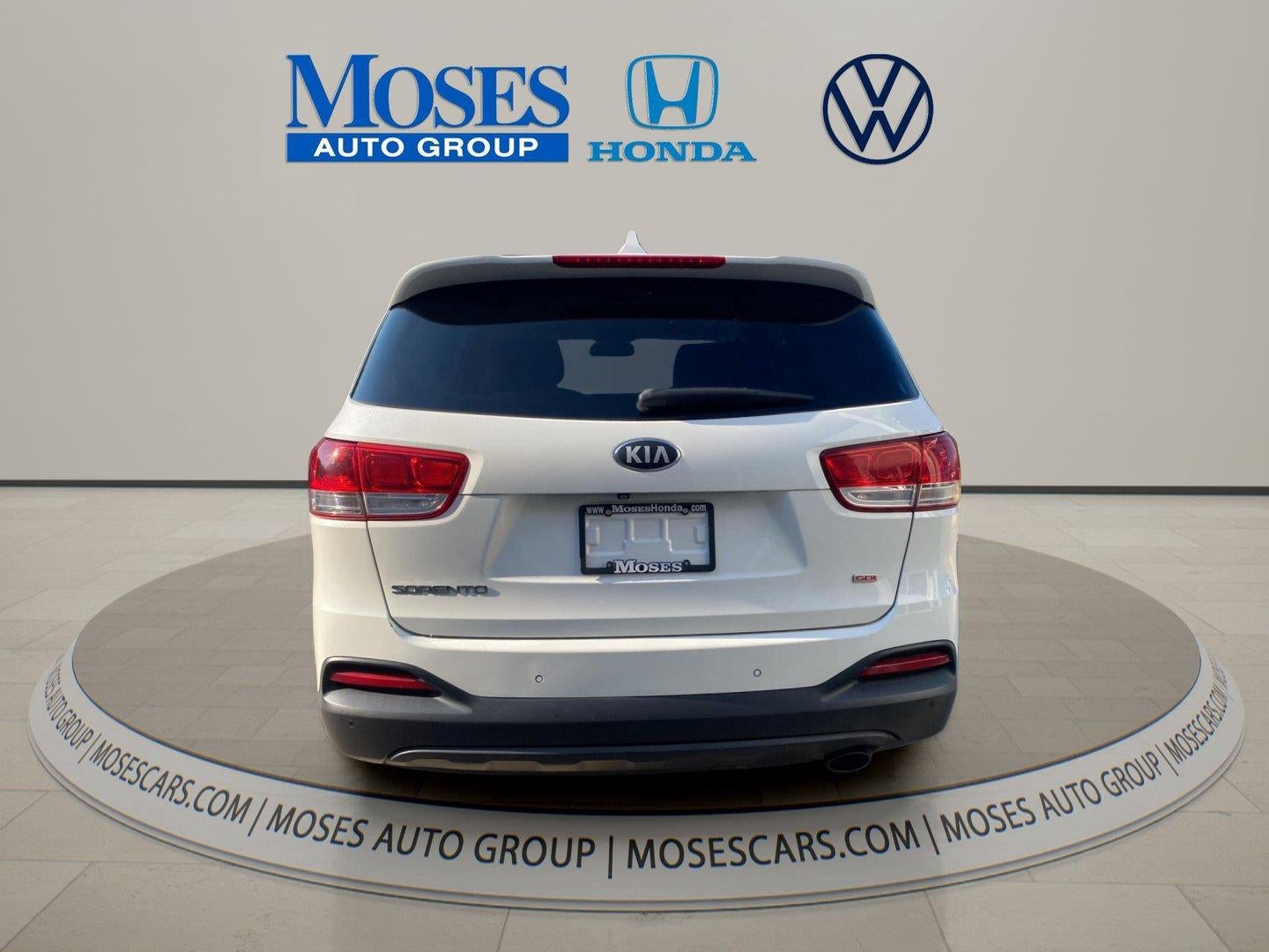 2016 Kia SORENTO Base