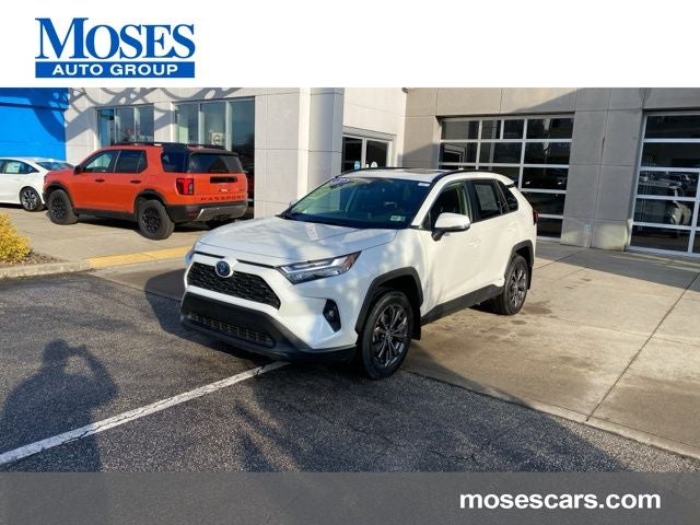 2022 Toyota RAV4 Hybrid XLE Premium