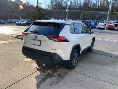 2022 Toyota RAV4 Hybrid XLE Premium