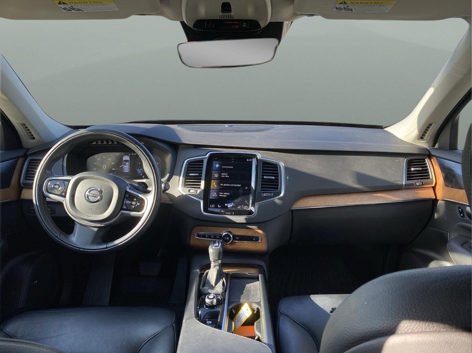2022 Volvo Xc90 Momentum