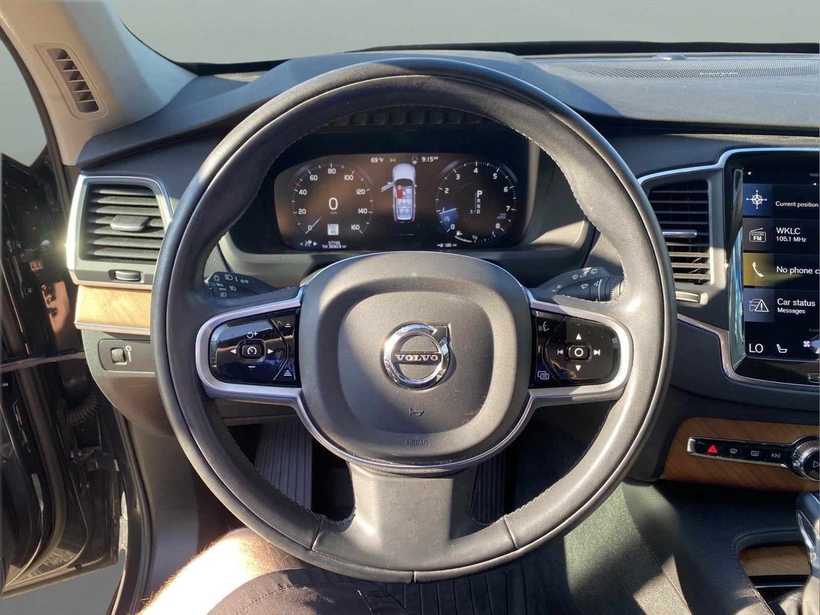 2022 Volvo Xc90 Momentum