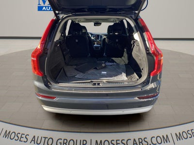 2022 Volvo Xc90 Momentum