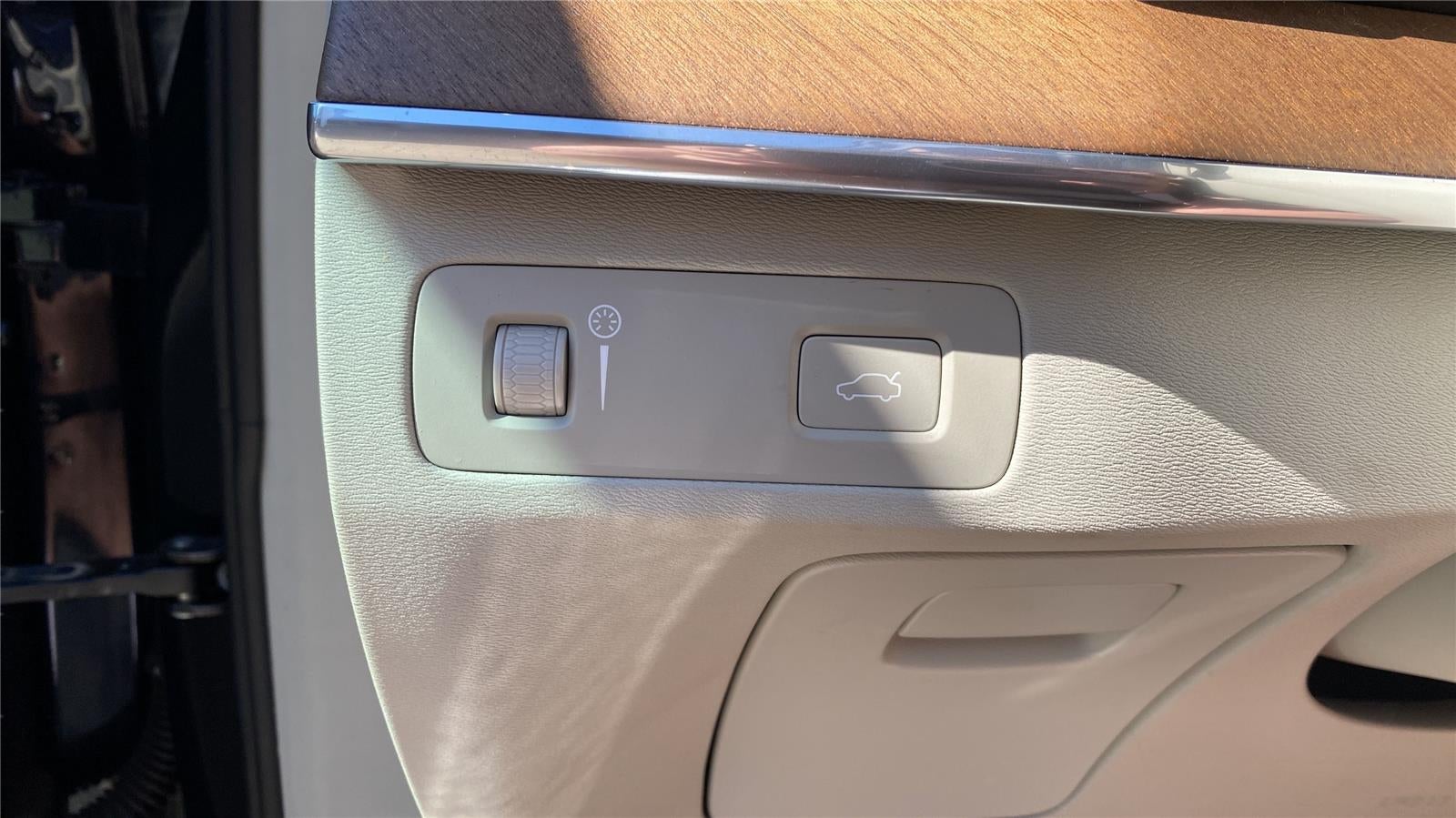 2019 Volvo XC90 Inscription